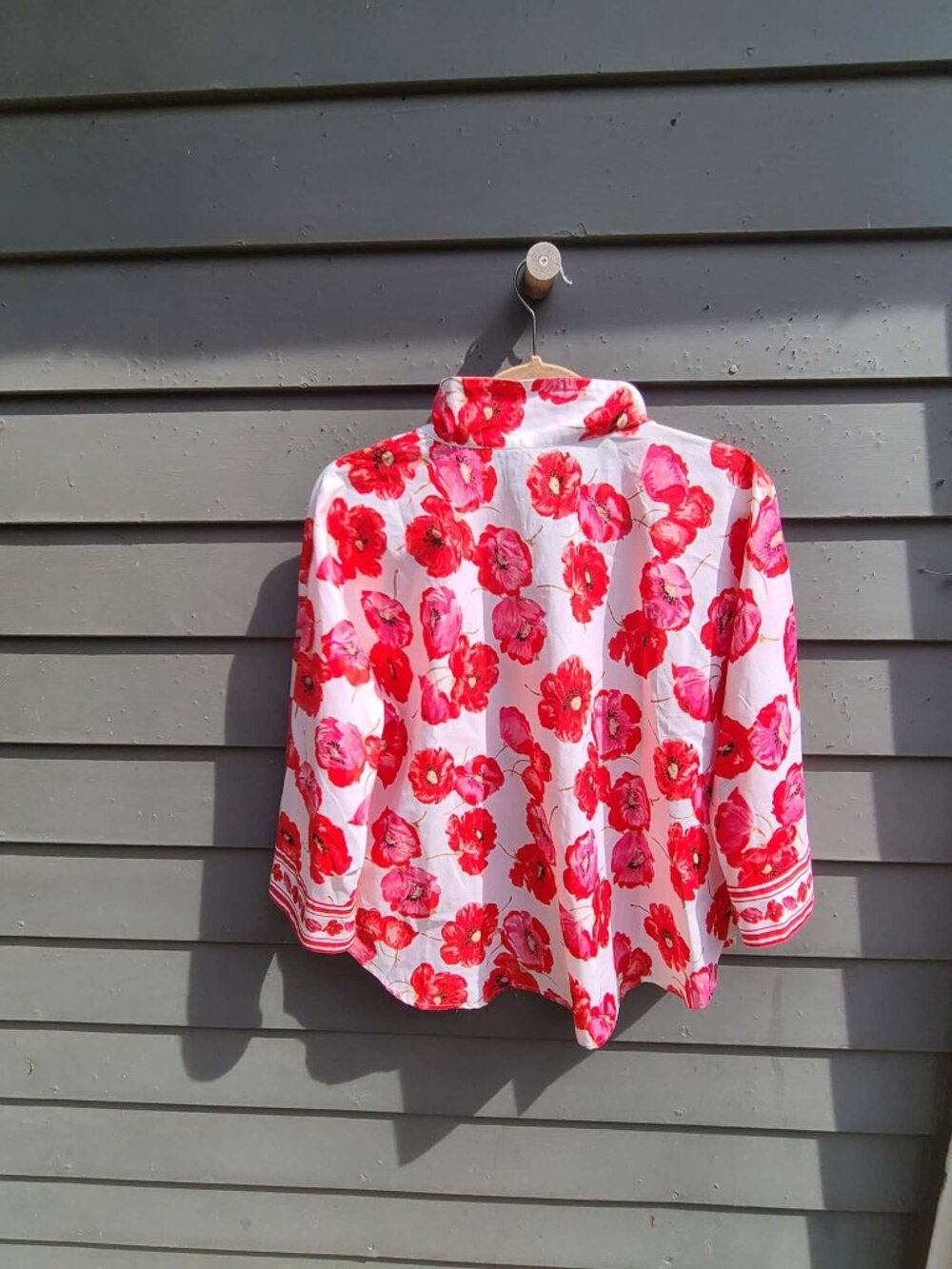 Talbots Red White Poppy Pop Top NWT size Medium - Picture 4 of 10